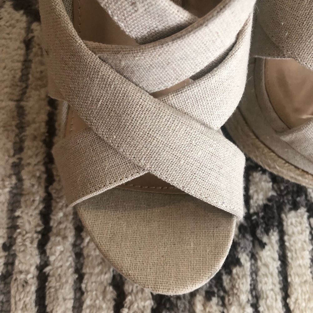 NWOT Just Fab tie up wedges in size 6 1/2 - Picture 10 of 13